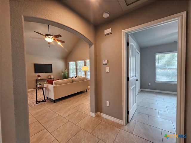 612 Canyon Springs, Canyon Lake, TX 78133
