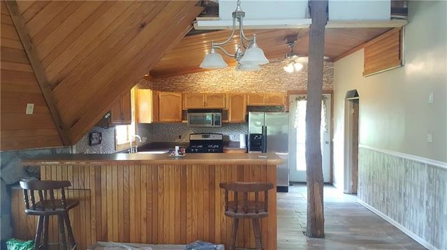 134 Sandy Flat Road, Springfield Twp, PA 15425