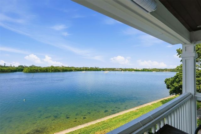 3783 POMPANO DRIVE SE D, St Petersburg, FL 33705