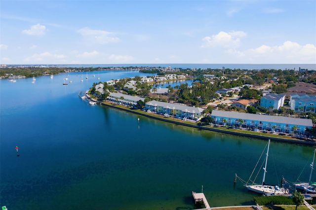 3783 POMPANO DRIVE SE D, St Petersburg, FL 33705