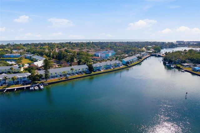 3783 POMPANO DRIVE SE D, St Petersburg, FL 33705