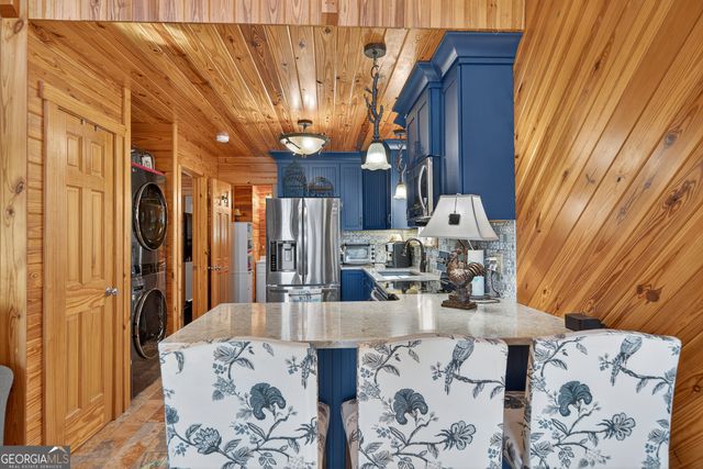 955 Barbara Point Road, Sparta, GA 31087