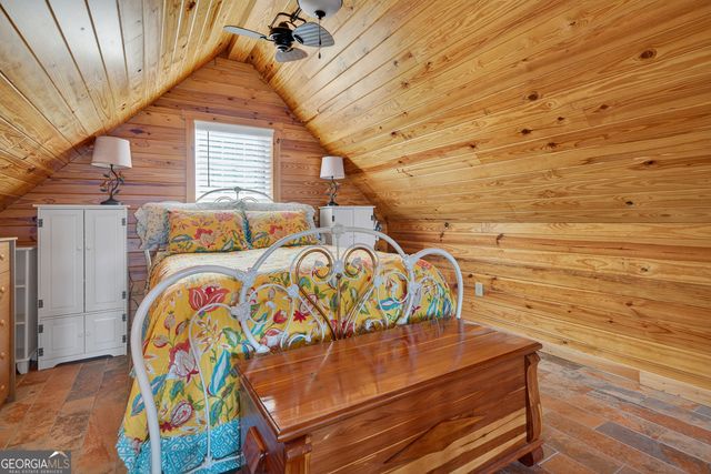 955 Barbara Point Road, Sparta, GA 31087