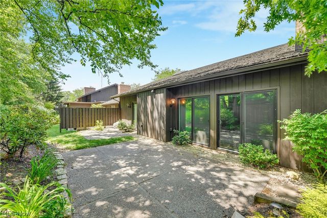 455-55 Meadowview Drive, Aurora, OH 44202