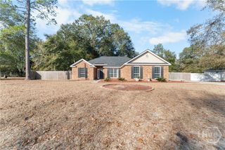 35 Alex Drive, Ellabell, GA 31308