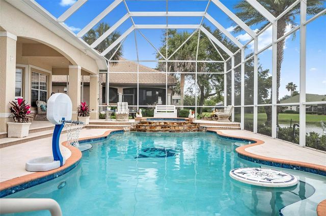 68 OAK VIEW CIRCLE W, Palm Coast, FL 32137