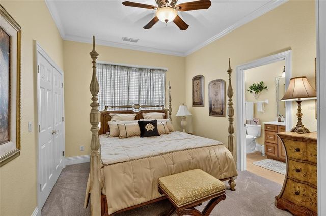 68 OAK VIEW CIRCLE W, Palm Coast, FL 32137