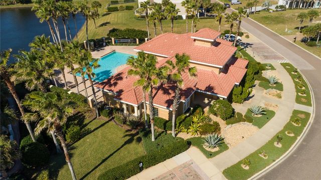 68 OAK VIEW CIRCLE W, Palm Coast, FL 32137