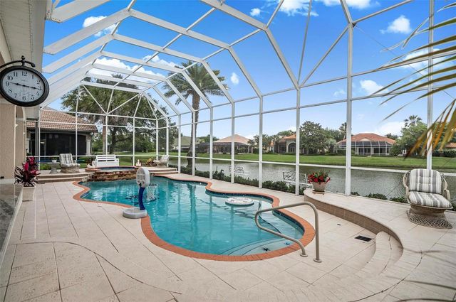68 OAK VIEW CIRCLE W, Palm Coast, FL 32137