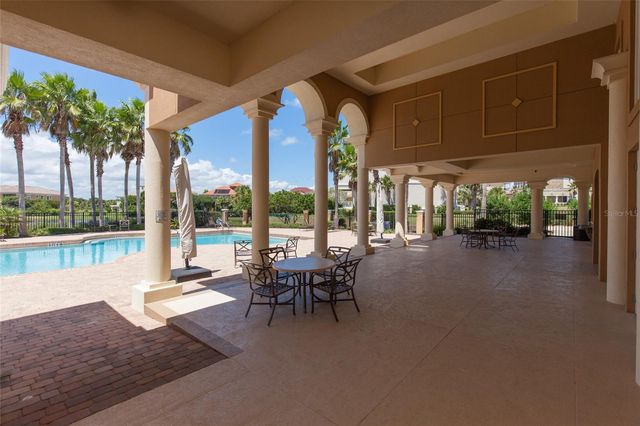 68 OAK VIEW CIRCLE W, Palm Coast, FL 32137