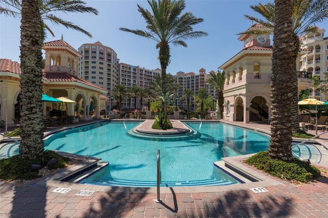 68 OAK VIEW CIRCLE W, Palm Coast, FL 32137
