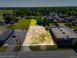 6248 Middlebelt Road, Garden City, MI 48135