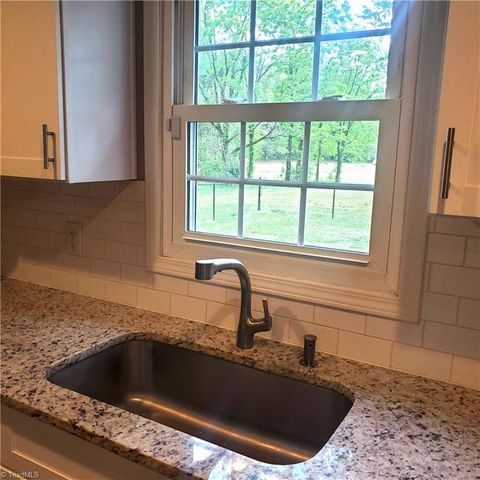474 Stratford Road, Lexington, NC 27292