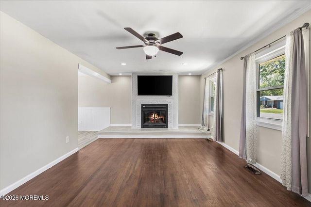 813 Pemberton Street, Toms River, NJ 08757