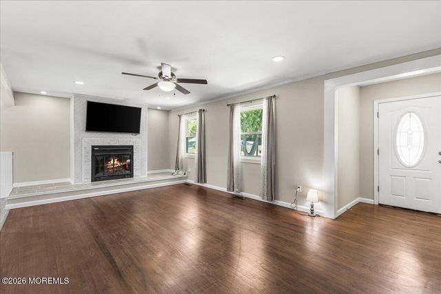 813 Pemberton Street, Toms River, NJ 08757