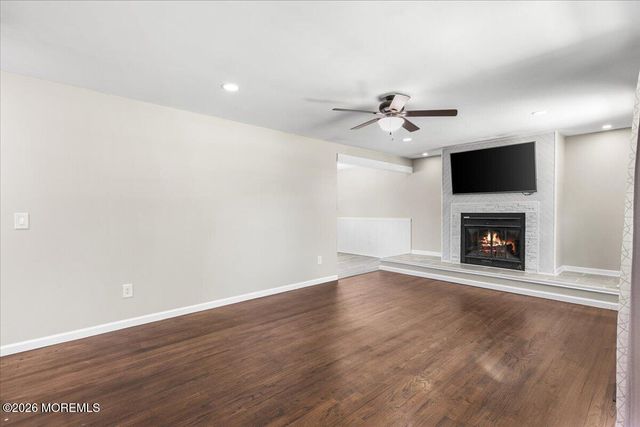 813 Pemberton Street, Toms River, NJ 08757