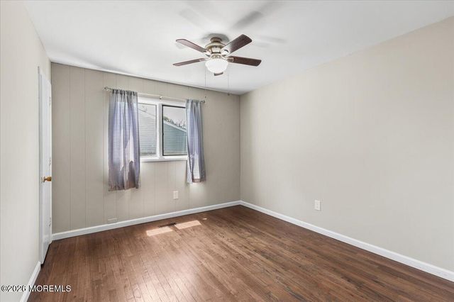 813 Pemberton Street, Toms River, NJ 08757