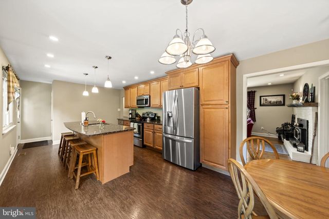3306 E SUMMIT AVE, Downingtown, PA 19335