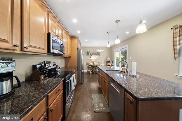 3306 E SUMMIT AVE, Downingtown, PA 19335