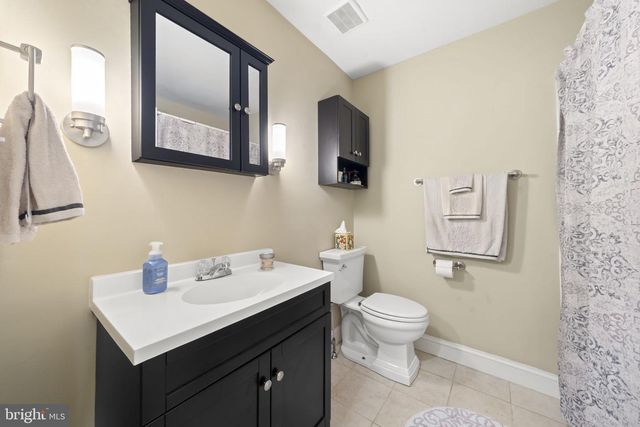 3306 E SUMMIT AVE, Downingtown, PA 19335