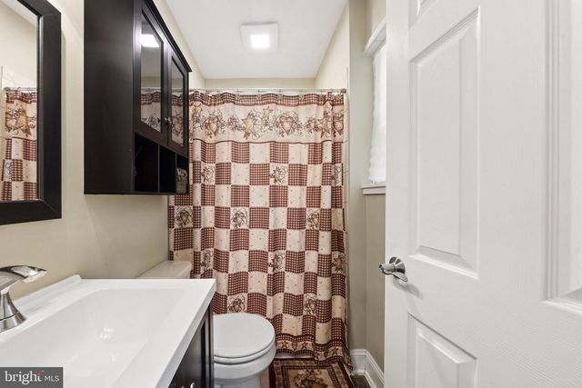 3306 E SUMMIT AVE, Downingtown, PA 19335