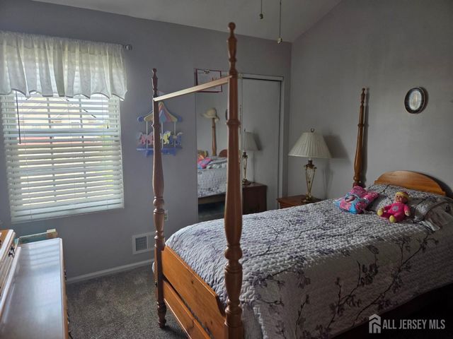 62 Canal Street, Sayreville, NJ 08872