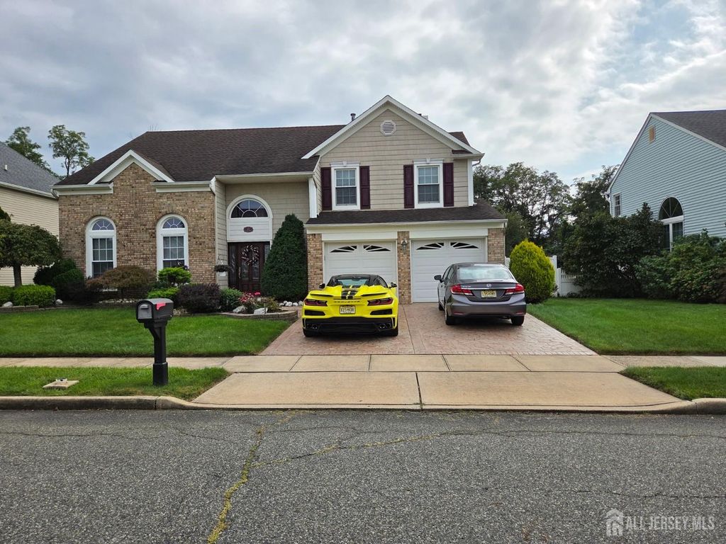 62 Canal Street, Sayreville, NJ 08872