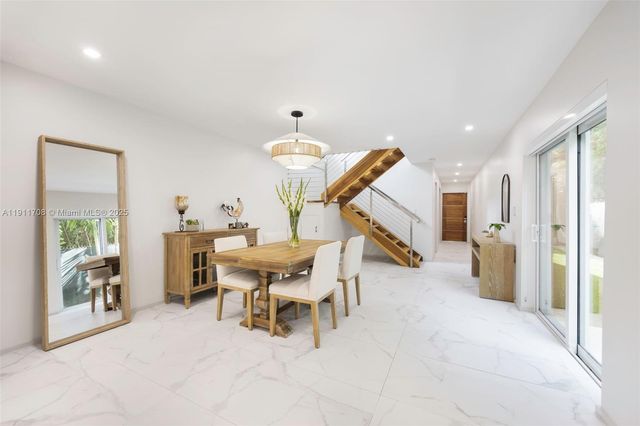 47 SW 21st Rd, Miami, FL 33129