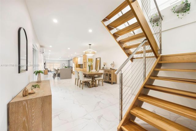 47 SW 21st Rd, Miami, FL 33129