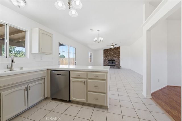 8660 Redwood Boulevard, California City, CA 93505
