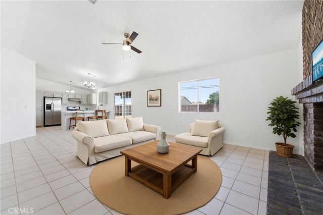 8660 Redwood Boulevard, California City, CA 93505