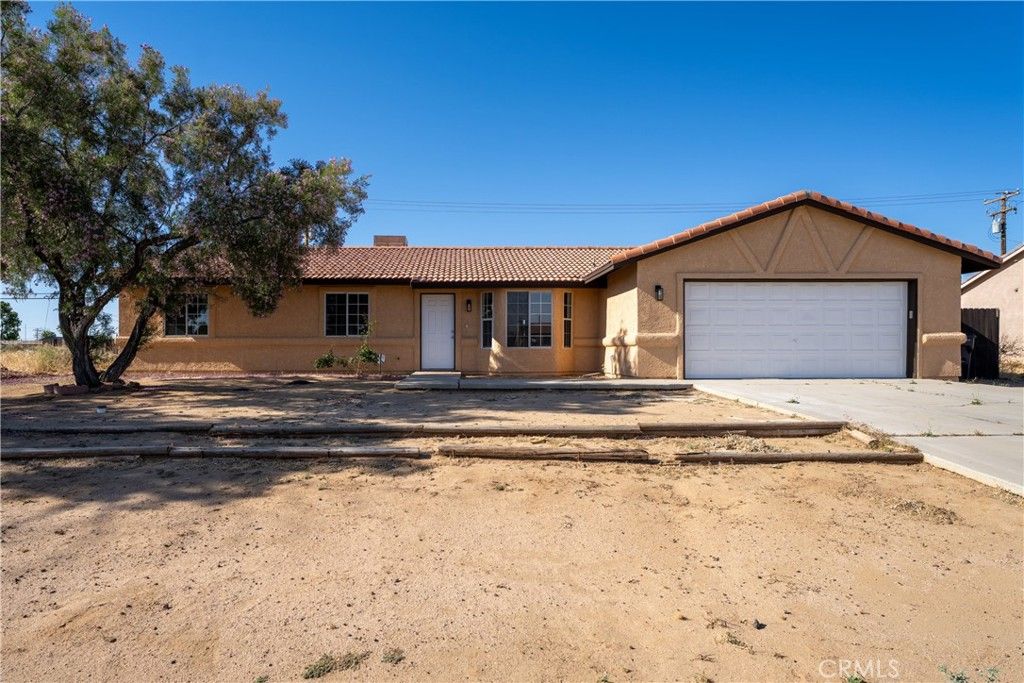Image 1 of property listing at 8660 Redwood Boulevard, California City, CA 93505