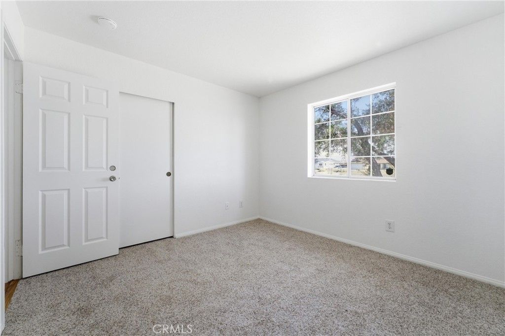 Image 11 of property listing at 8660 Redwood Boulevard, California City, CA 93505