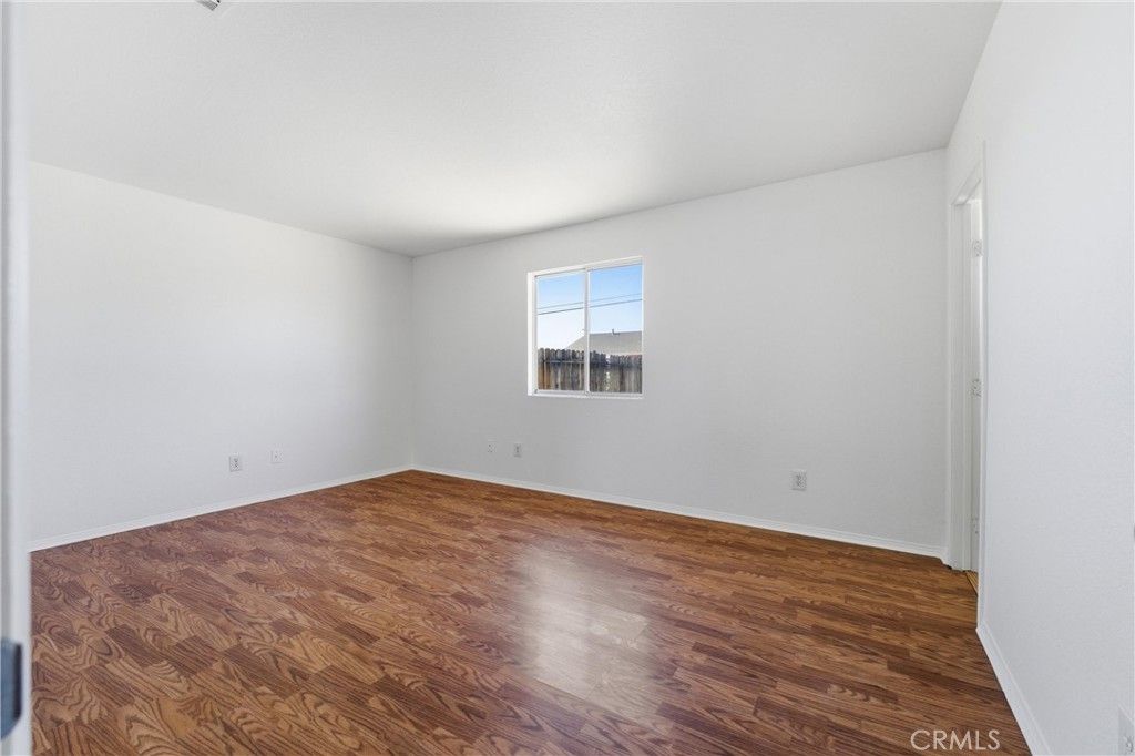 Image 12 of property listing at 8660 Redwood Boulevard, California City, CA 93505