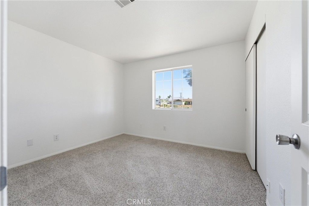 Image 16 of property listing at 8660 Redwood Boulevard, California City, CA 93505