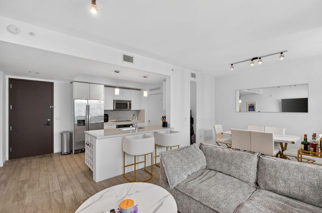 999 SW 1st Avenue 2615, Miami, FL 33130