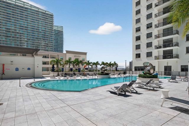 999 SW 1st Avenue 2615, Miami, FL 33130