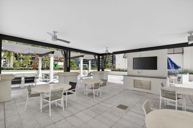 999 SW 1st Avenue 2615, Miami, FL 33130