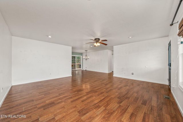 20 Beech Circle, Crossville, TN 38555