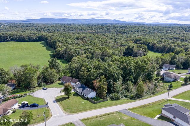 20 Beech Circle, Crossville, TN 38555