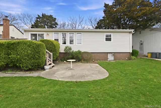 34 Jasmine Lane, Valley Stream, NY 11581