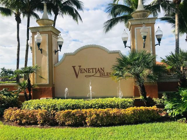 15315 SW 31st Ter 15315, Miami, FL 33185