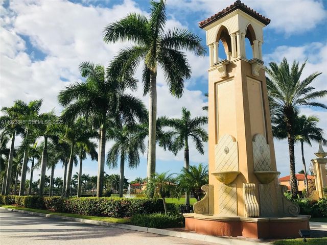 15315 SW 31st Ter 15315, Miami, FL 33185