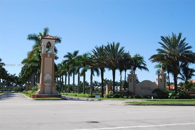 15315 SW 31st Ter 15315, Miami, FL 33185