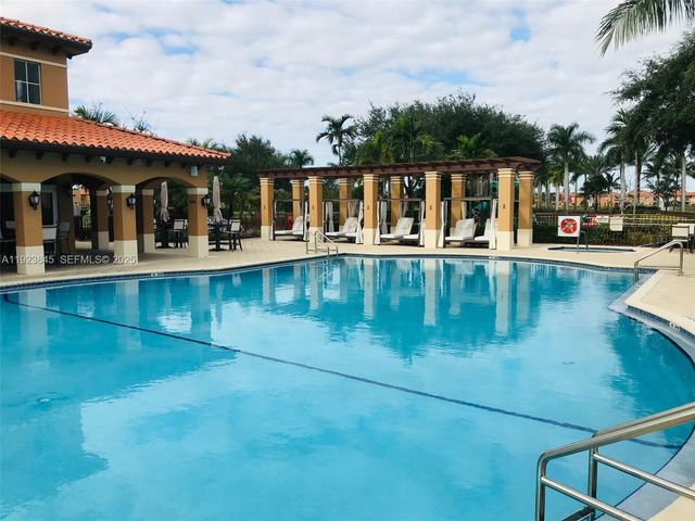 15315 SW 31st Ter 15315, Miami, FL 33185