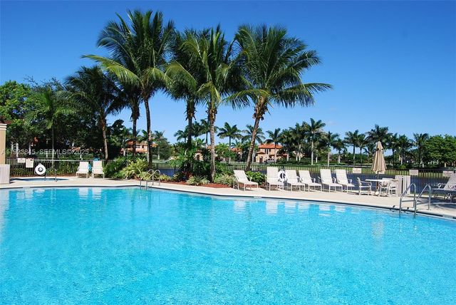 15315 SW 31st Ter 15315, Miami, FL 33185