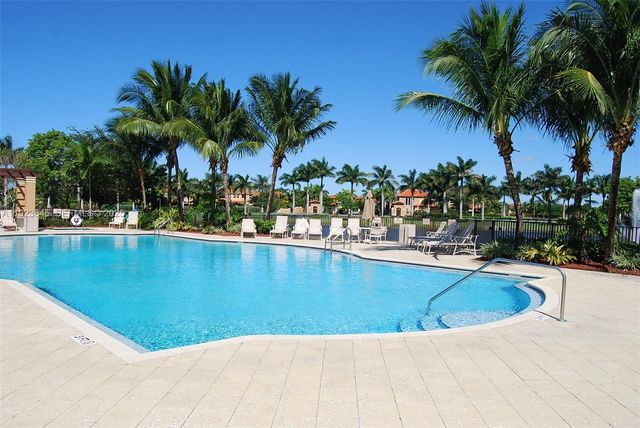 15315 SW 31st Ter 15315, Miami, FL 33185