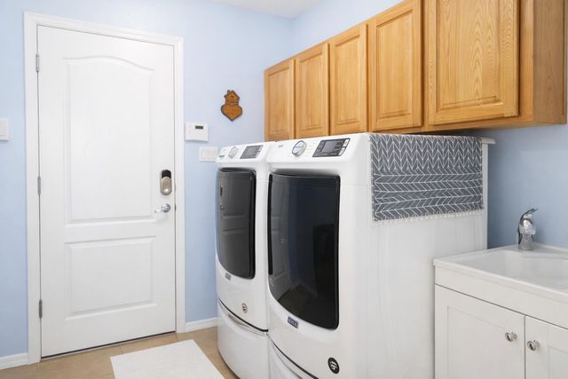 5529 Sandoval Drive NE, Rio Rancho, NM 87144