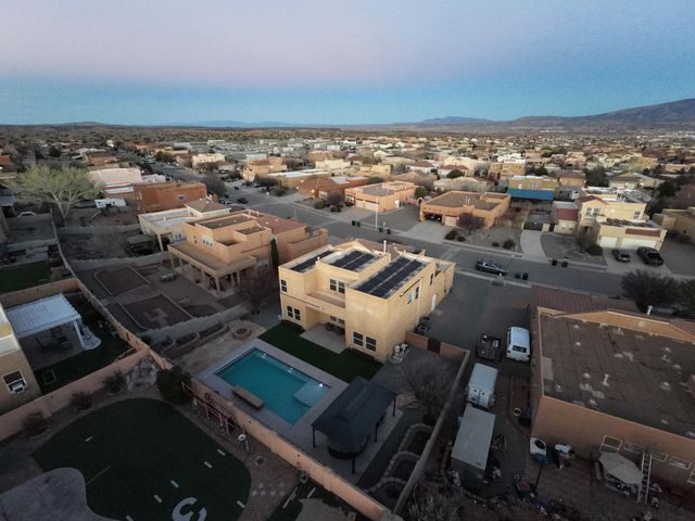 5529 Sandoval Drive NE, Rio Rancho, NM 87144