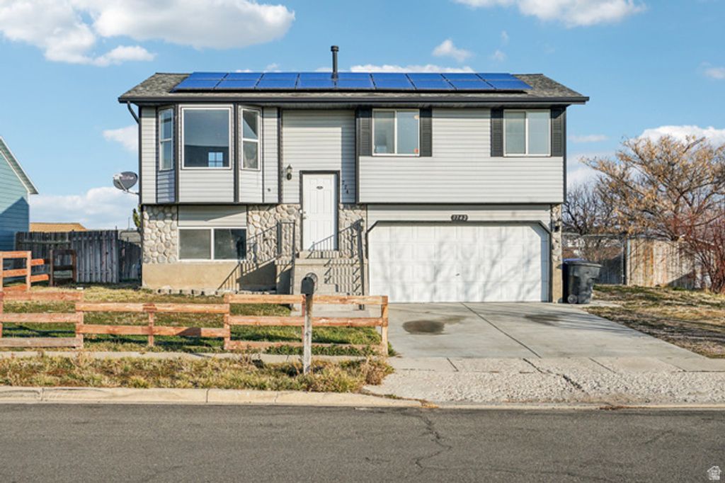 7742 W MAYTIME DR, Magna, UT 84044